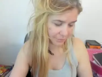 Chaturbate Private Sex Chat of artsyandcraftsy_