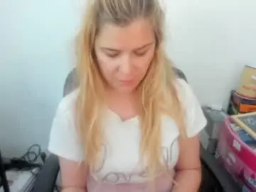 Chaturbate Private Sex Chat of artsyandcraftsy_