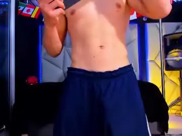 Chaturbate Free Porn Cam of aydenmillerdom