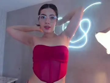 Chaturbate Best live sex cam show of emily_golden_