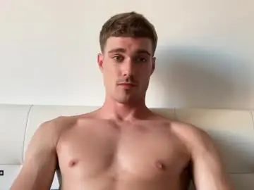Chaturbate Free Porn Cam of hornytwunk01