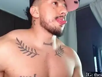 Chaturbate Live Porn of nikolaylisin