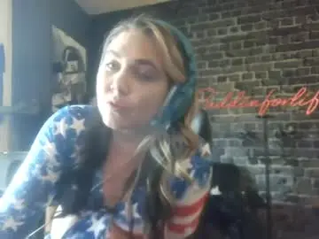 Chaturbate Live Sex Cam of puddinforlife