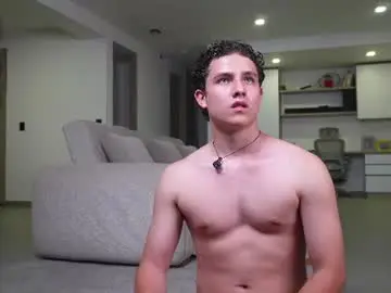 Chaturbate Best Webcam of theohawke_