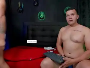 Chaturbate Sex Cam of andyandfrank_