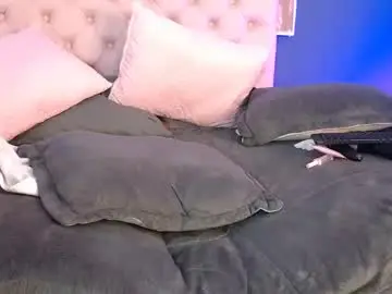 Chaturbate Adult Webcam of bella_lr