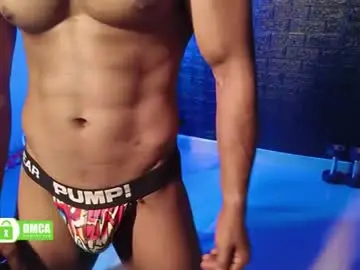 Chaturbate Live Sex Cam of insanestud_miles