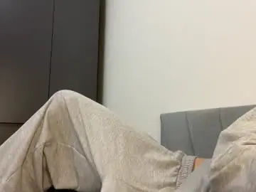 Chaturbate Watch Live Sex Cams of kevin_martin8