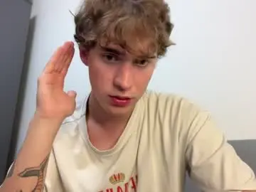 Chaturbate Sex Cam of kevin_martin8