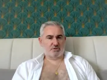 Chaturbate Sex Cam of sexy_italiandaddy