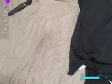 Chaturbate Sex Cam of tellmeonething