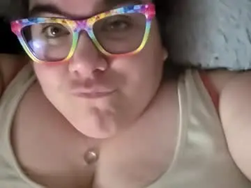 Chaturbate Live Sex Cam of hotwife4685