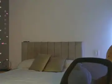 Chaturbate Free Live Porn of mmmayra_0x