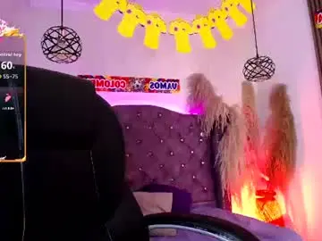 Chaturbate Free Live Porn of amara_davis1