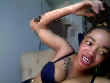 Chaturbate Watch Live Sex Cams of sexymel022