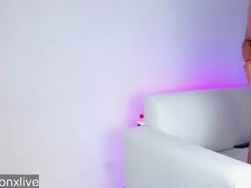 Chaturbate Watch Live Sex Cams of hot_temptation21