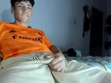 Chaturbate Live Sex Cam of austin1119a