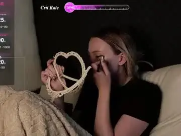 Chaturbate Adult Webcam of fluffy_cloude