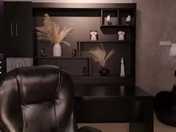 Chaturbate Best Webcam of mialaurence_