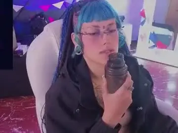 Chaturbate Adult Webcams of _sharlotte777