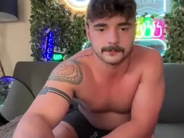 Chaturbate Live Sex Cam of dohmerboyz
