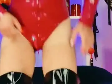 Chaturbate Best live sex cam show of ella_kross