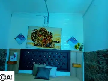 Chaturbate Live Sex Cam of princess_martinez