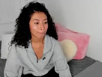 Chaturbate Live Porn of lucygarciia