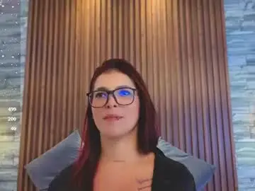 Chaturbate Nude Webcam of mia_milf_x