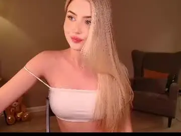 Chaturbate Live Porn of cute18cute