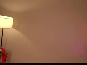Chaturbate Watch Live Sex Cams of cute18cute