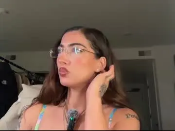 Chaturbate Watch Live Sex Cams of softheatmaria