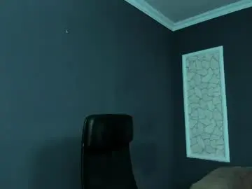 Chaturbate Live Sex Cam of brianhunts