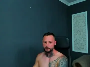 Chaturbate Sex Cam of brianhunts
