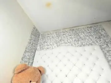 Chaturbate Live Sex of clarita_hills