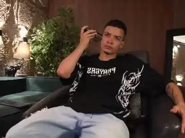 Chaturbate Adult Video Chat of marcoyethan