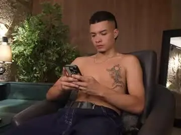 Chaturbate Live Porn of marcoyethan