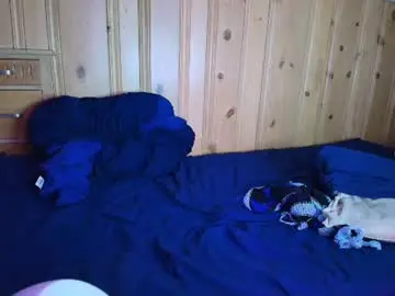 Chaturbate Live Sex Cam of femboyflowers