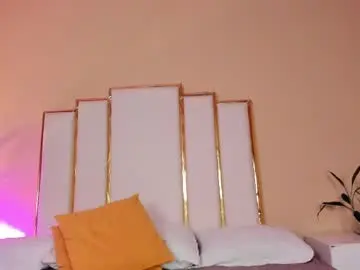 Chaturbate Sex Chat of rosalinda_77