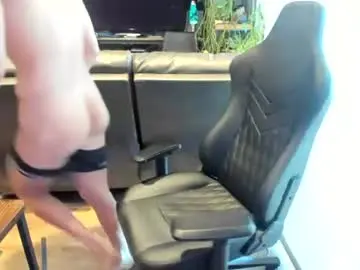 Chaturbate Live Sex of bashful4200
