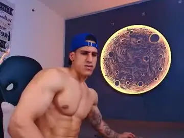 Chaturbate Watch Live Sex Cams of duran_dhikol1