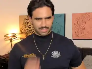 Chaturbate Best live sex cam show of bradleymartin7