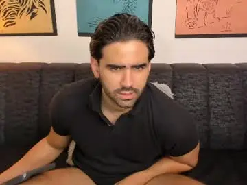Chaturbate Live Sex Cam of bradleymartin7
