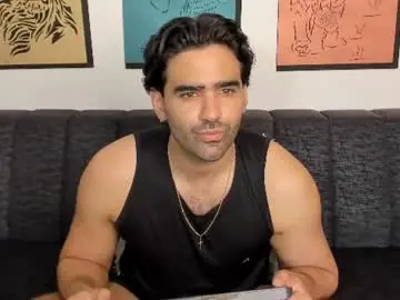 Chaturbate Live Sex of bradleymartin7