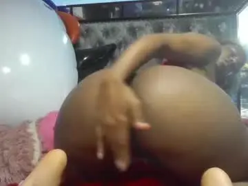 Chaturbate Live Sex Cam of honeypot2468
