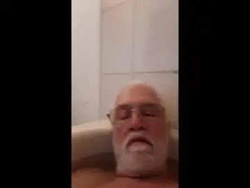 Chaturbate Live Porn of mrbighotcock12