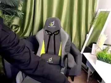 Chaturbate Watch Live Sex Cams of andyjey_