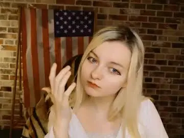 Chaturbate Live Sex Cam of angelabunny_