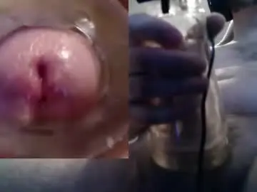 Chaturbate Sex Chat of geeky___dick
