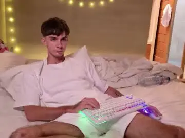 Chaturbate Live Sex Cam of jerry_lucky